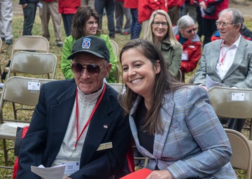 The past and present of American histiory