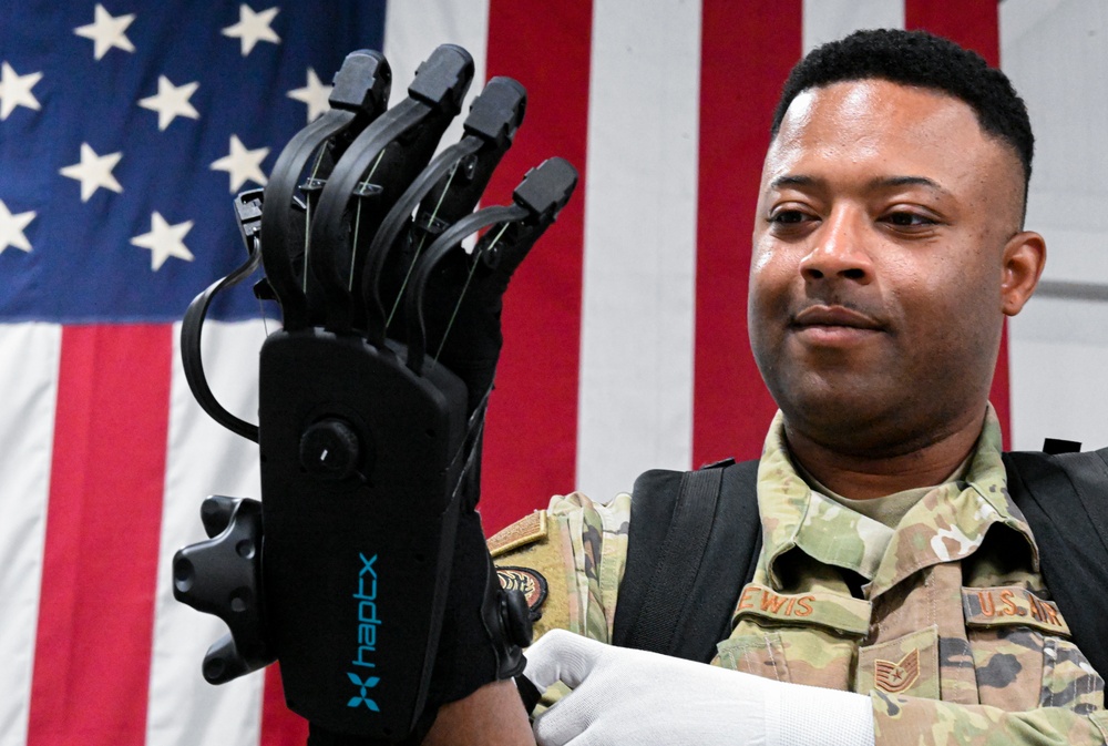 HaptX demonstrates new VR unit with 821st CRSS
