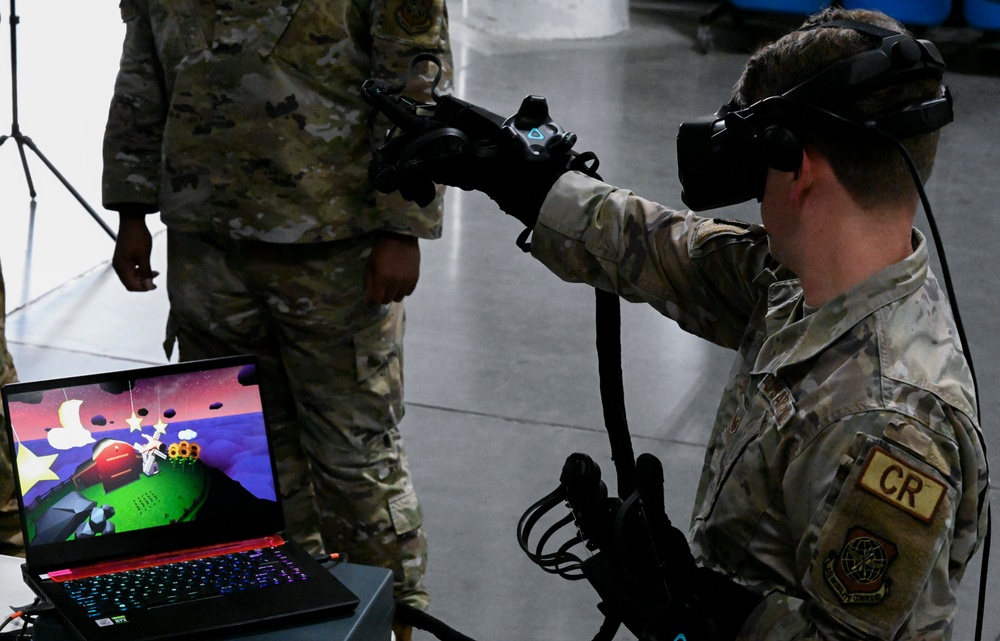 HaptX demonstrates new VR unit with 821st CRSS