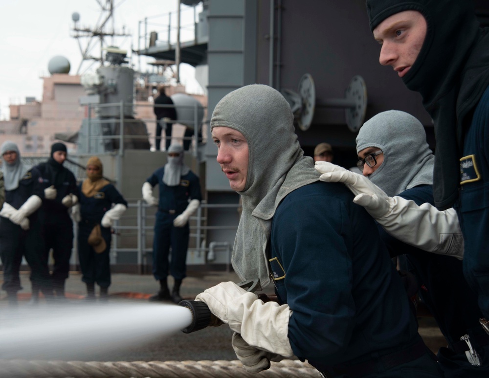 Sailors Conduct Training On The Fantail