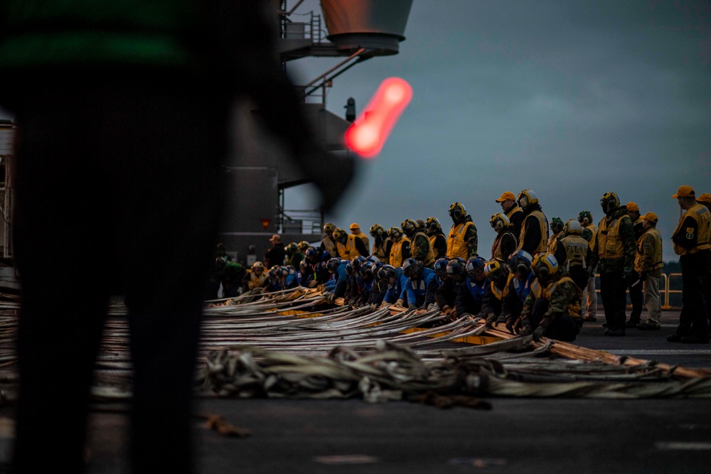 Sailors Participate in Flight Deck Drills