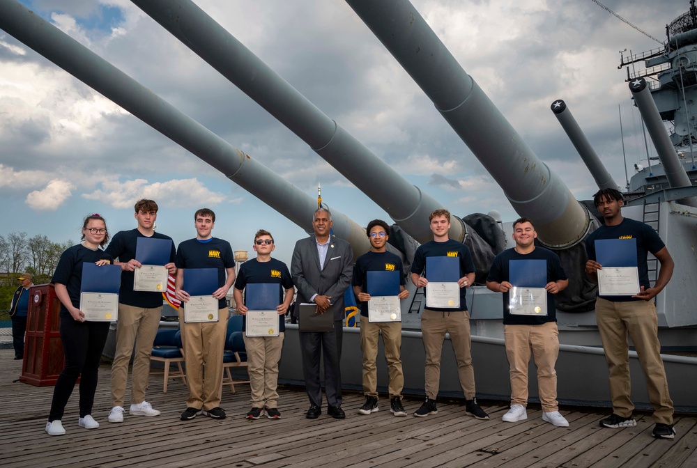 Oath of Enlistment aboard the Battleship New Jersey