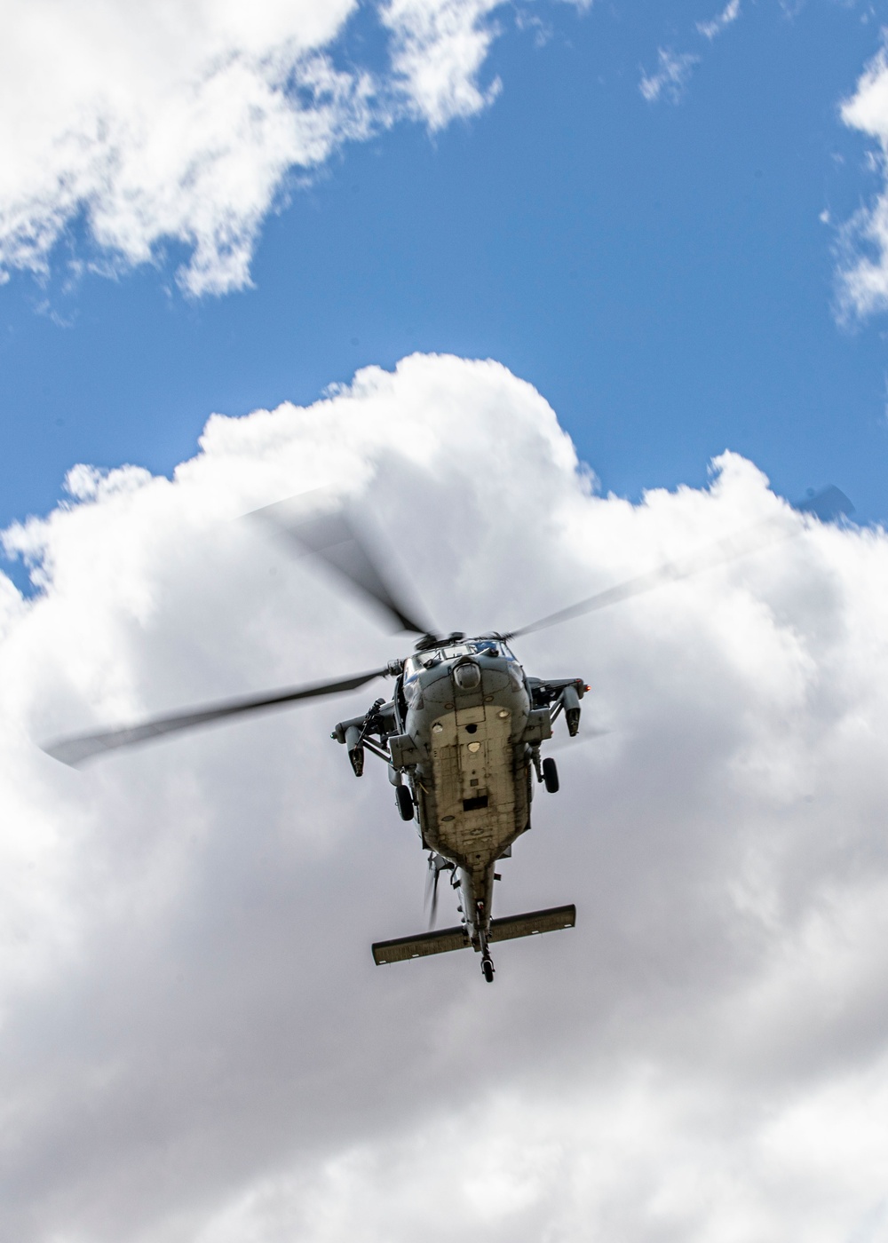 HSC-5 Conducts Combat Search and Rescue Practice Exercises