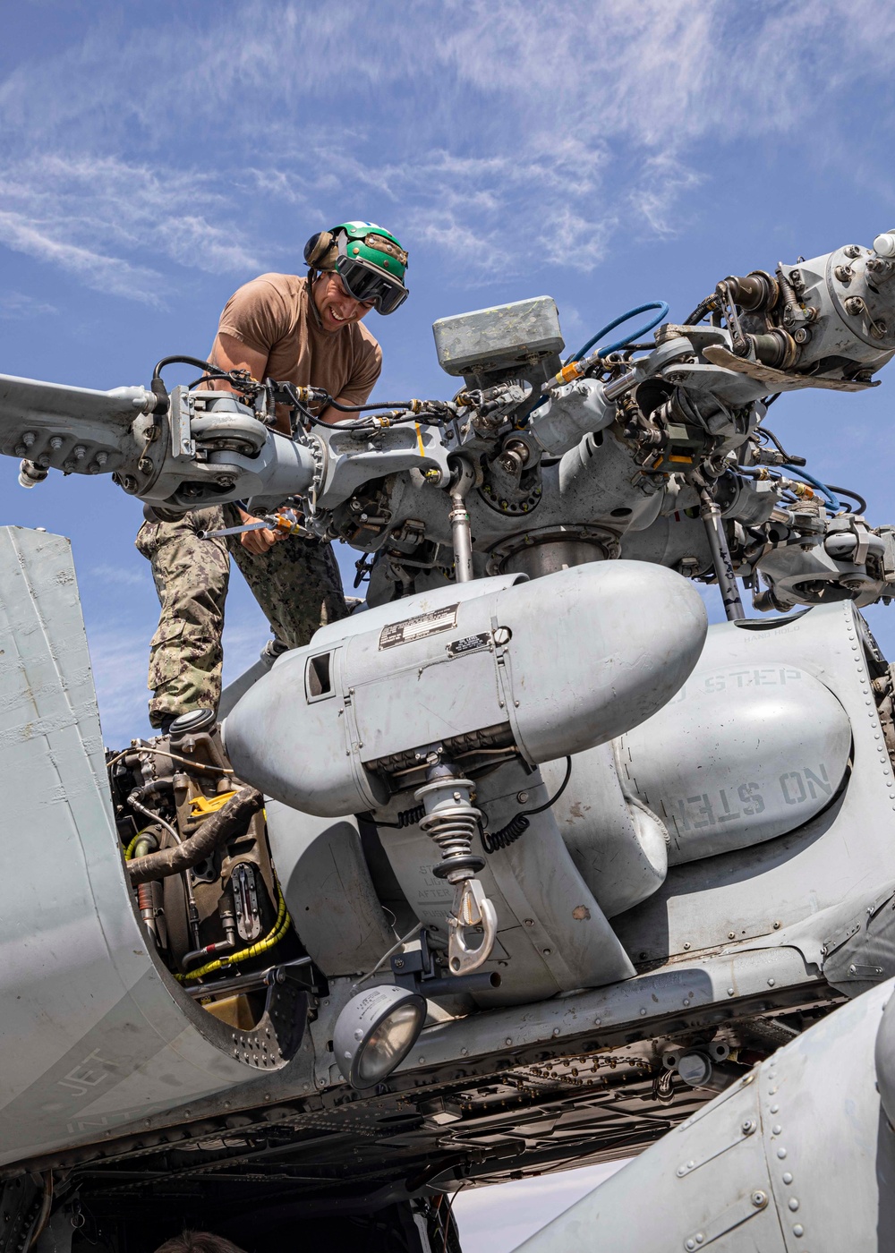 CAG GUNNEX With HSC-5