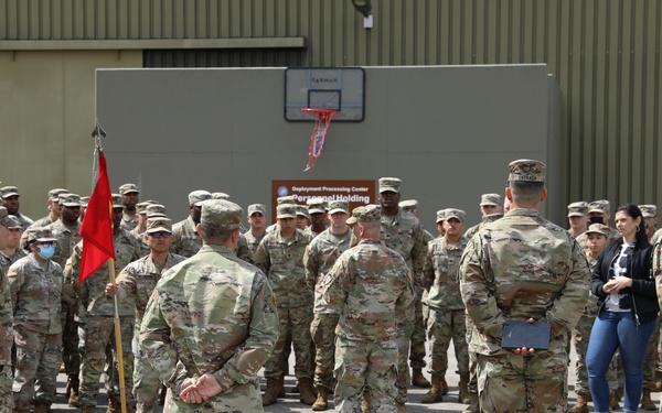 Gen. Christopher Cavoli visits 21st TSC Soldiers in Kaiserslautern