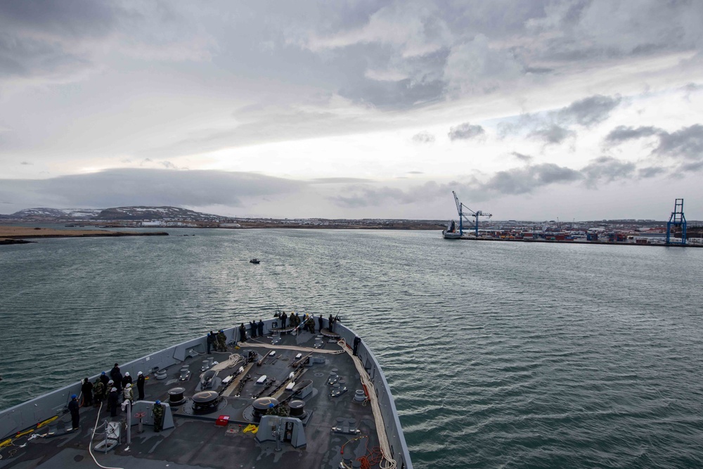 USS Arlington visits Iceland