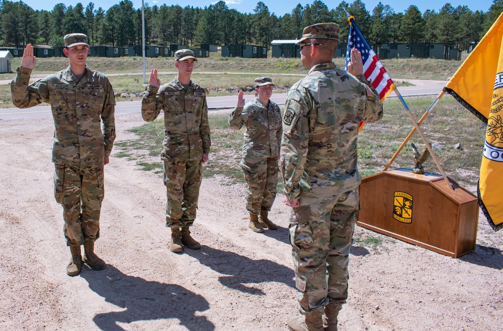 Mountain Ranger Battalion Contracting Ceremony