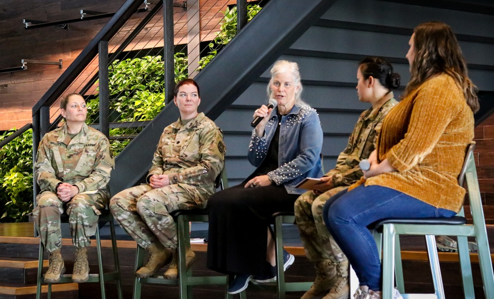 Iowa National Guard leaders participate in John Deere “Women in Leadership” panel