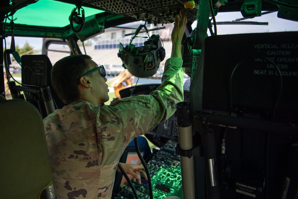 First Helicopter Squadron Flies to Howard University for Diversity Event