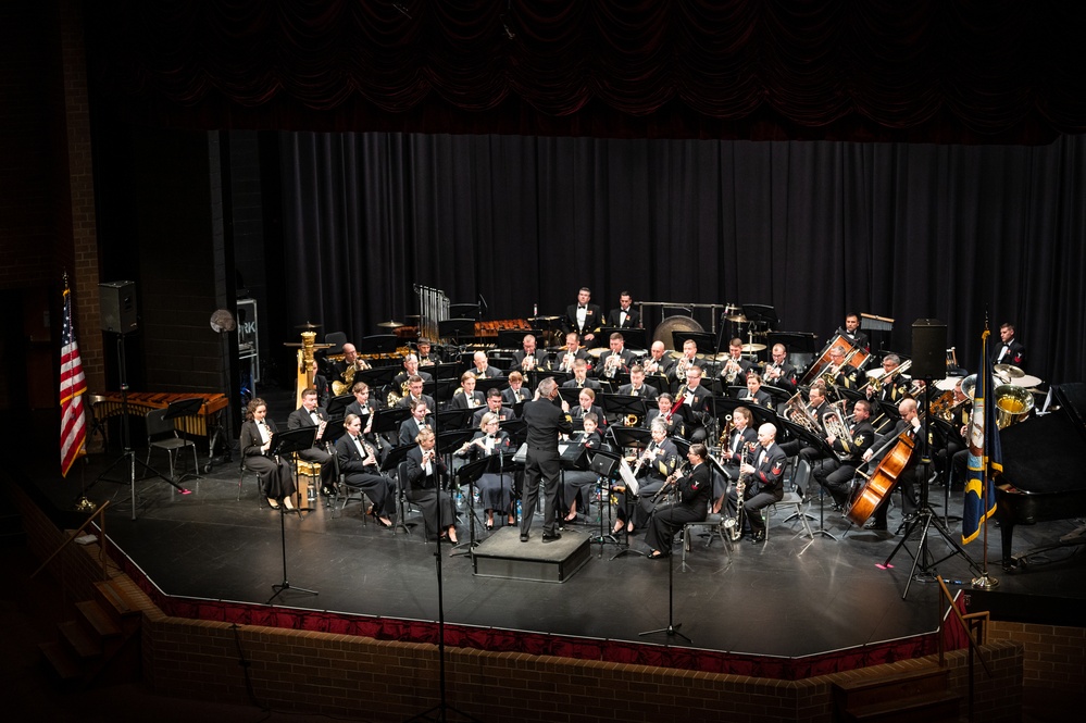 Navy Band visits Massillon, Ohio