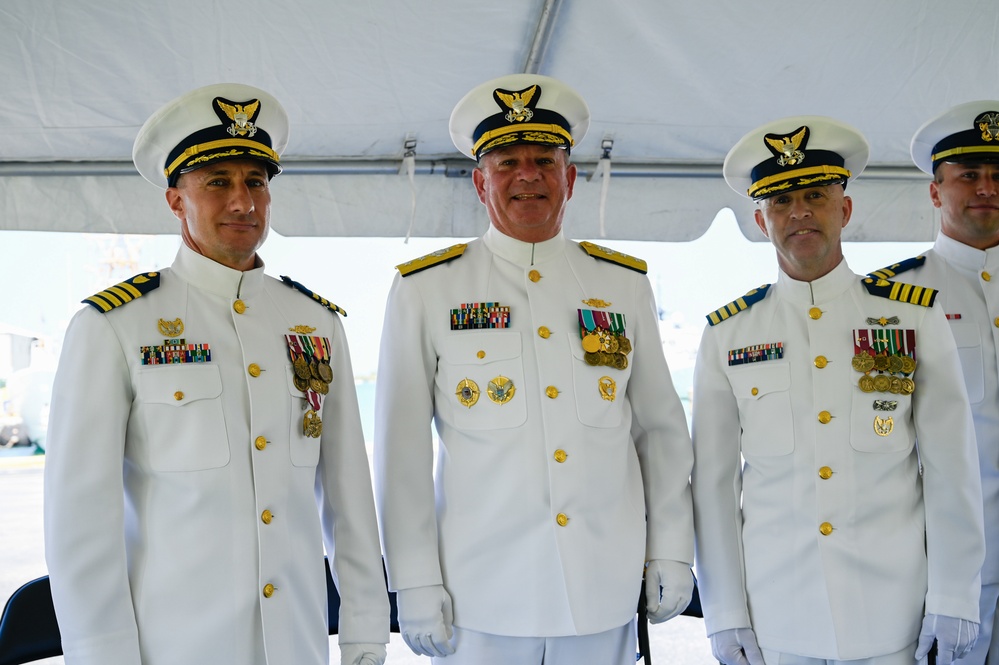 Coast Guard Sector Key West holds change of command ceremony 