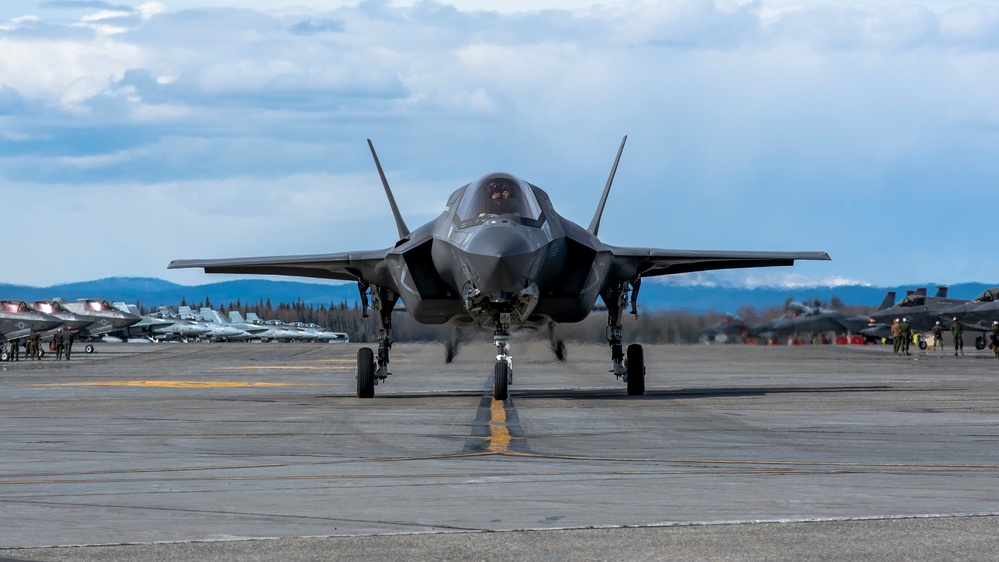RF-A 22-1 strengthens alliances through combat training