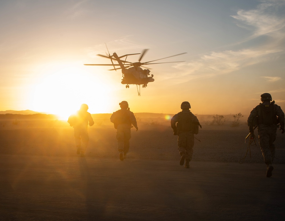 U.S. Marines with 1st LSB, CLR 45 conduct HST training