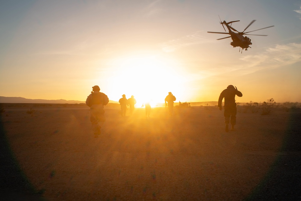 U.S. Marines with 1st LSB, CLR 45 conduct HST training