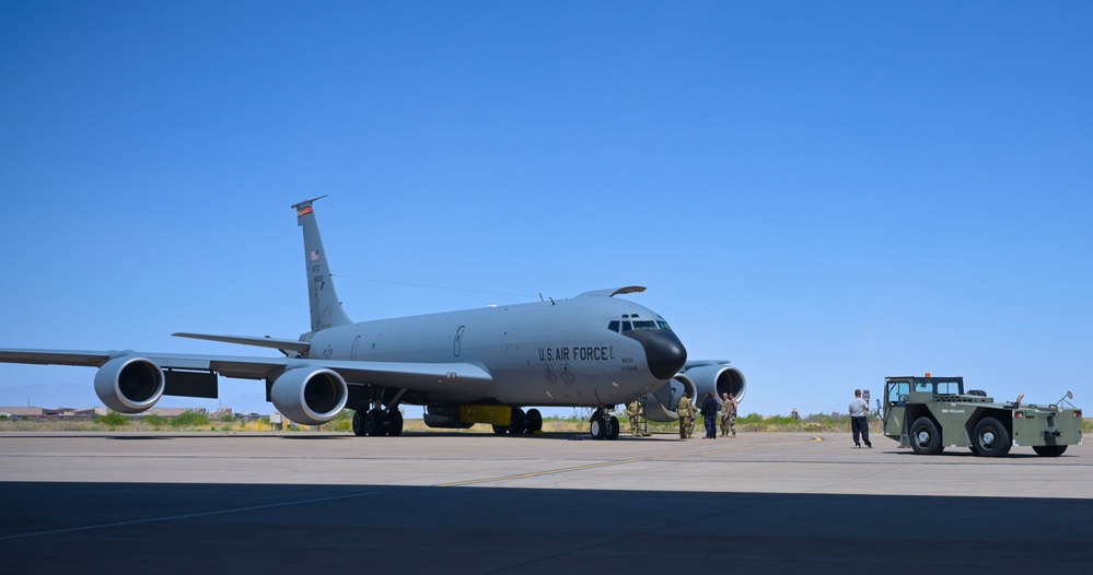 Tankers arrive in preparation for Holloman Legacy of Liberty Airshow