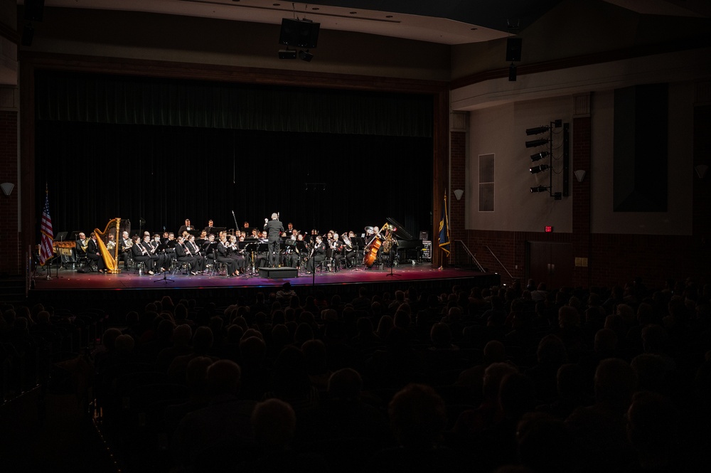 Navy Band visits Ashtabula, Ohio