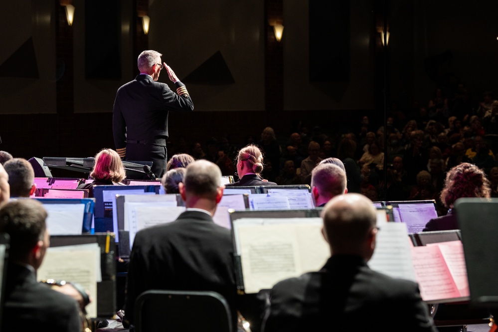 Navy Band visits Ashtabula, Ohio