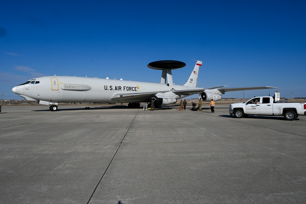 E-3s from Tinker AFB relocated to Minot AFB