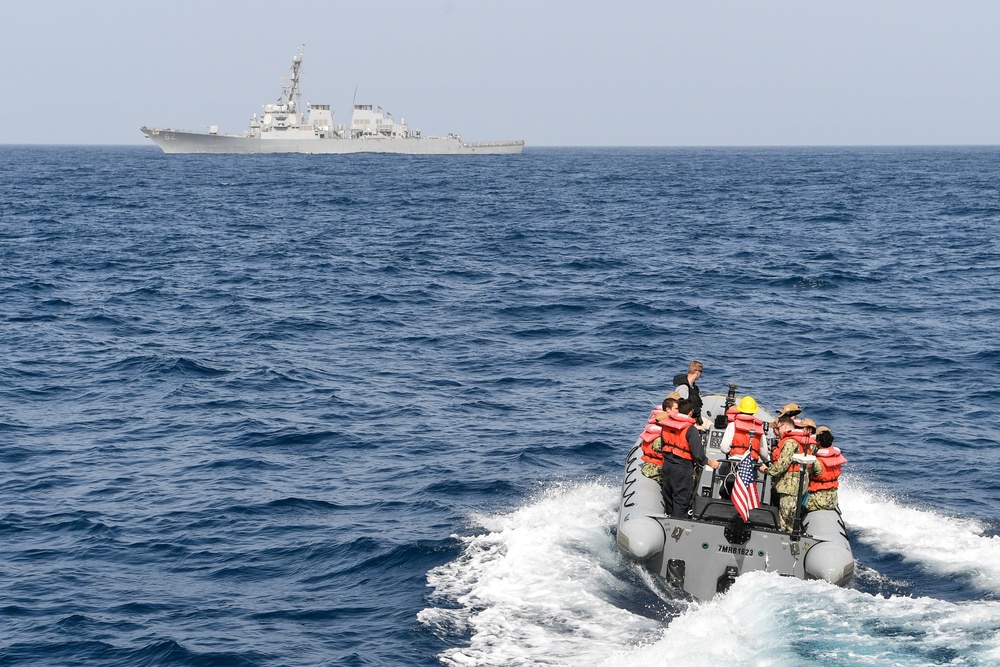 USS Momsen Small Boat Operations