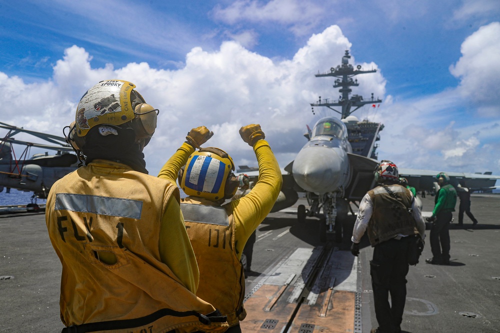 Abraham Lincoln conduct flight operations