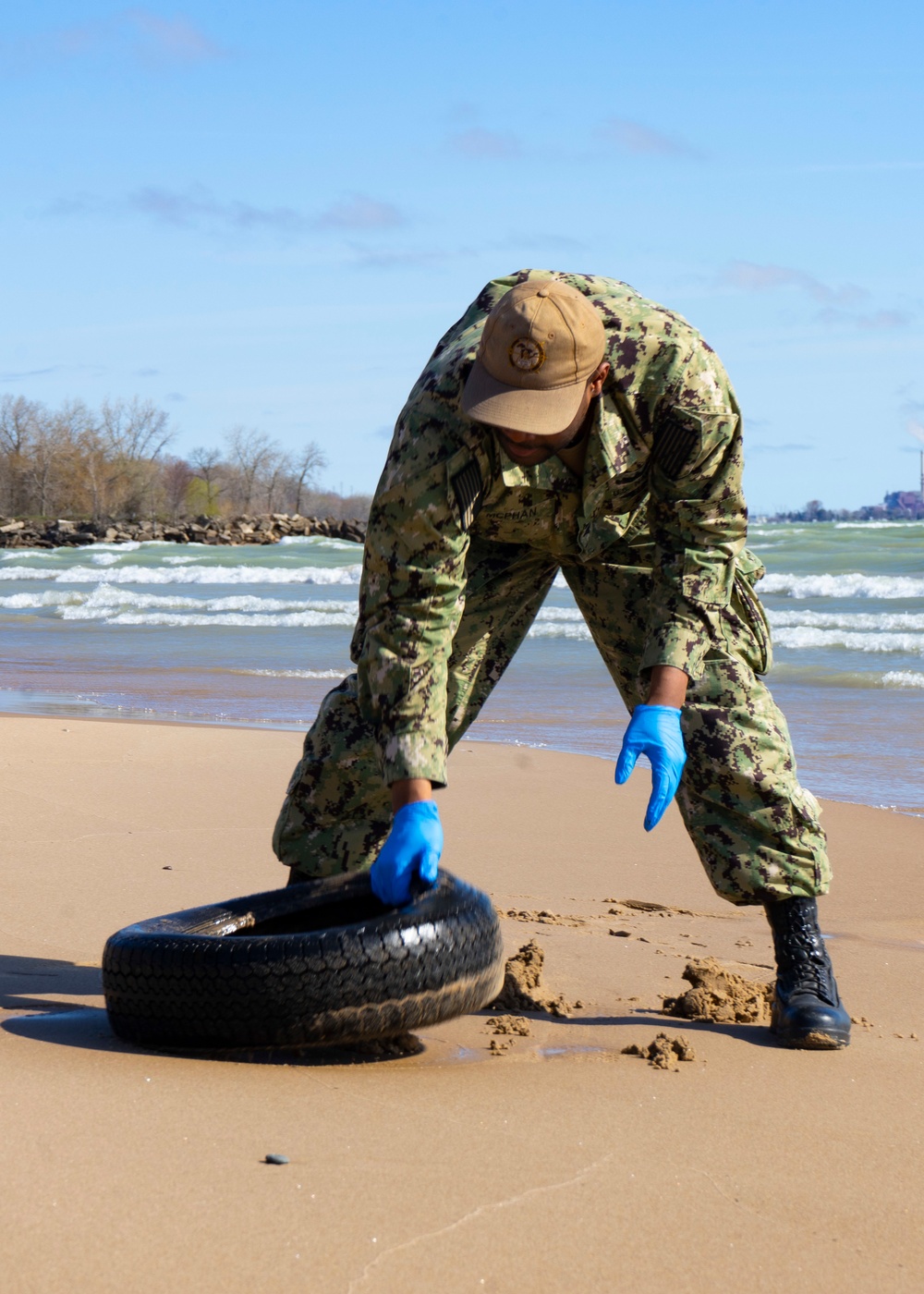 Sailors Participate in Base-wide Cleanup