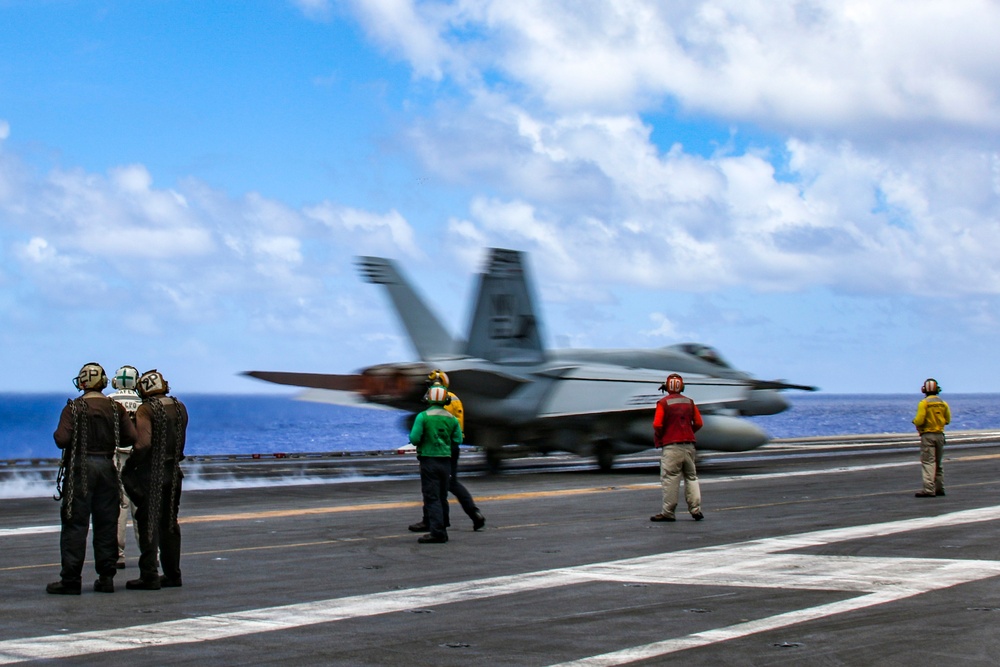 Abraham Lincoln conducts flight operations