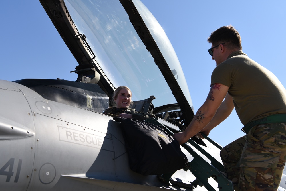 F-16 Training Flight