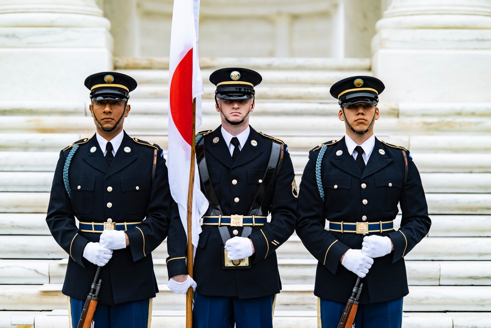 Japanese Defense Minister Nobuo Kishi Participates in an Armed Forces Wreath-Laying Ceremony at the Tomb of the Unknown Soldier