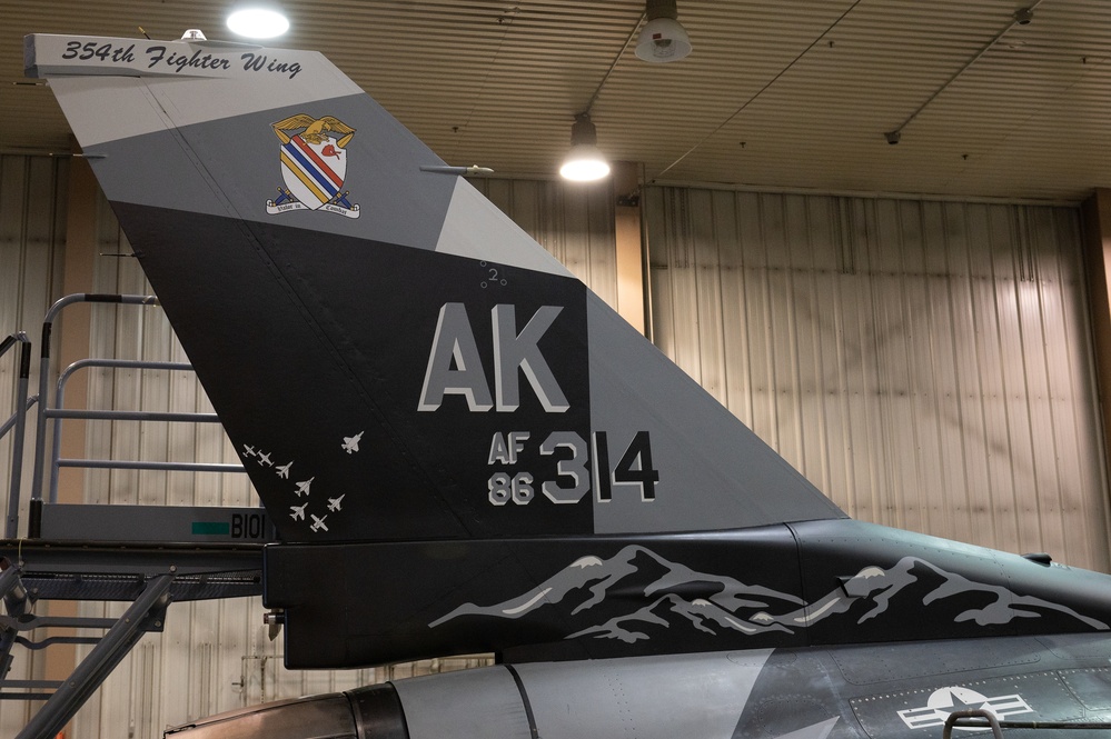 354 FW unveils new flagship F-16