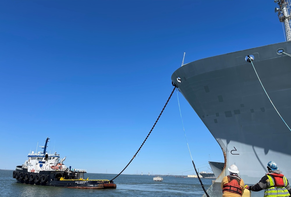 DVIDS - News - Mission Complete: Miniature tug pulls MSC's massive surge  sealift ship to final destination