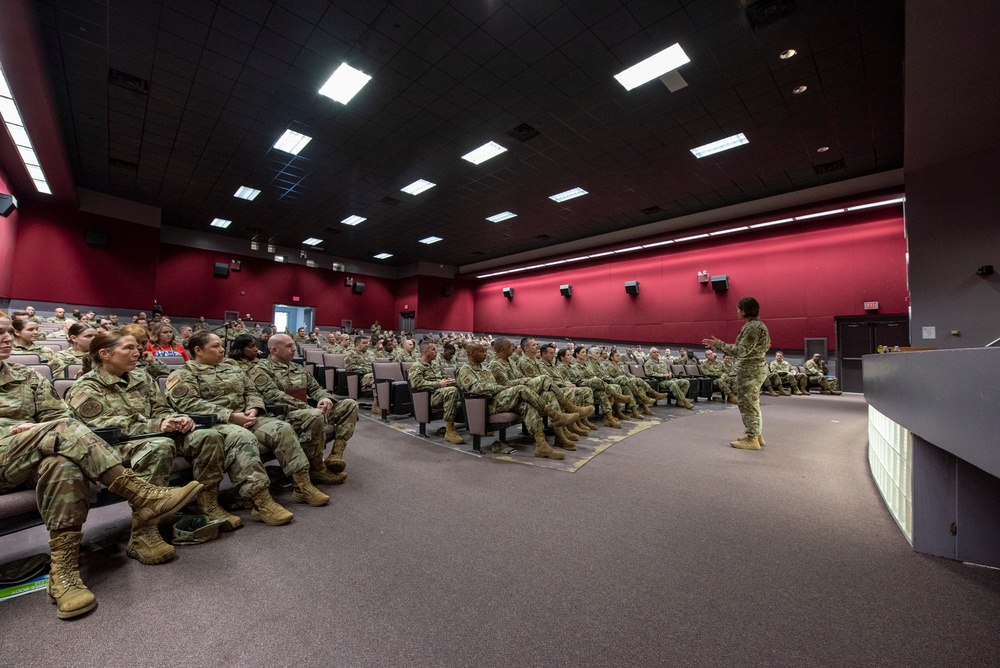 CMSAF visits Team Robins