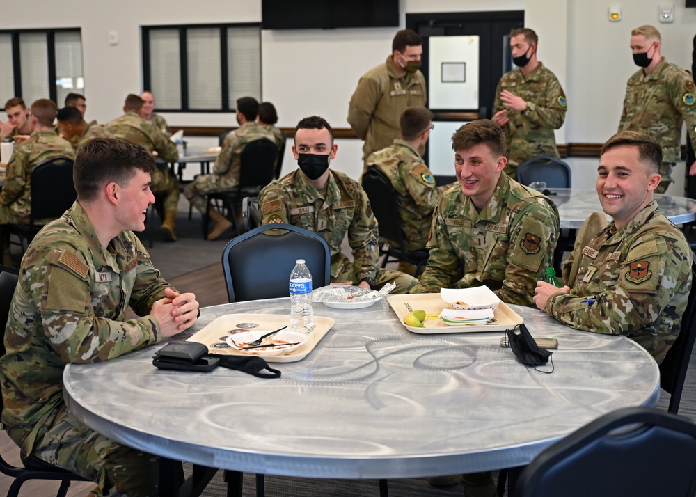 Texas A&amp;M ROTC cadets get closer look at Goodfellow