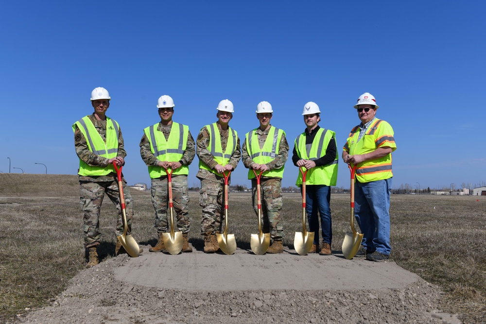 319 RW holds Munitions Maintenance and Inspection Facility groundbreaking ceremony