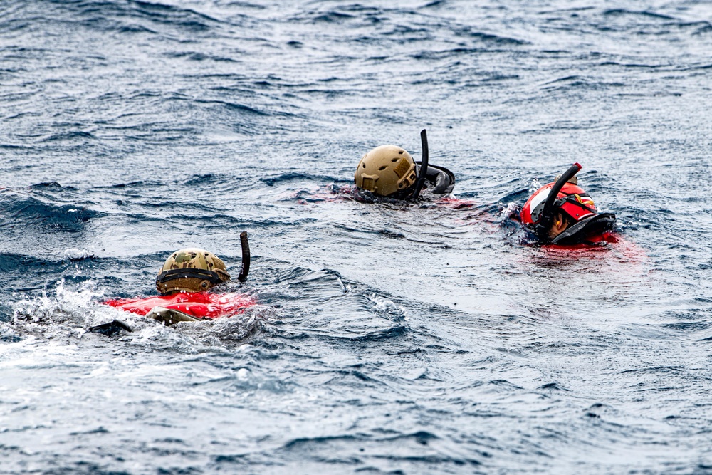 320th STS trains boat rescue capabilities