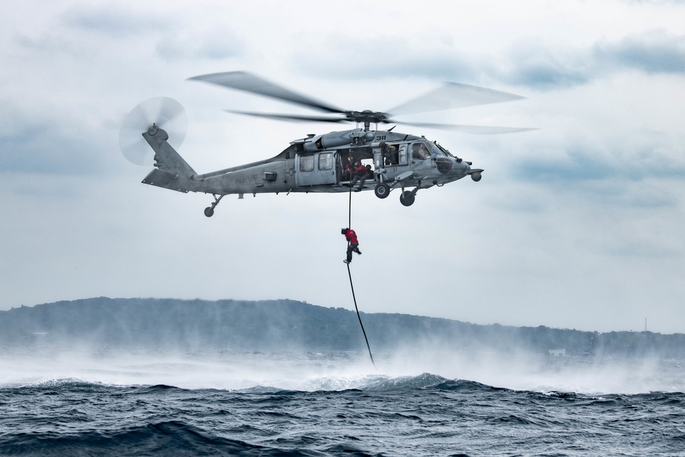 320th STS trains boat rescue capabilities