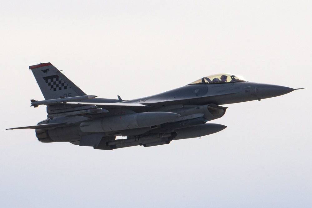 36th FS takes to Alaskan skies