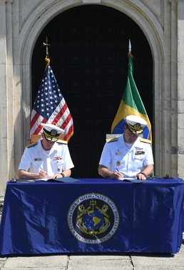 4th Fleet Conducts Maritime Staff Talks With Brazil