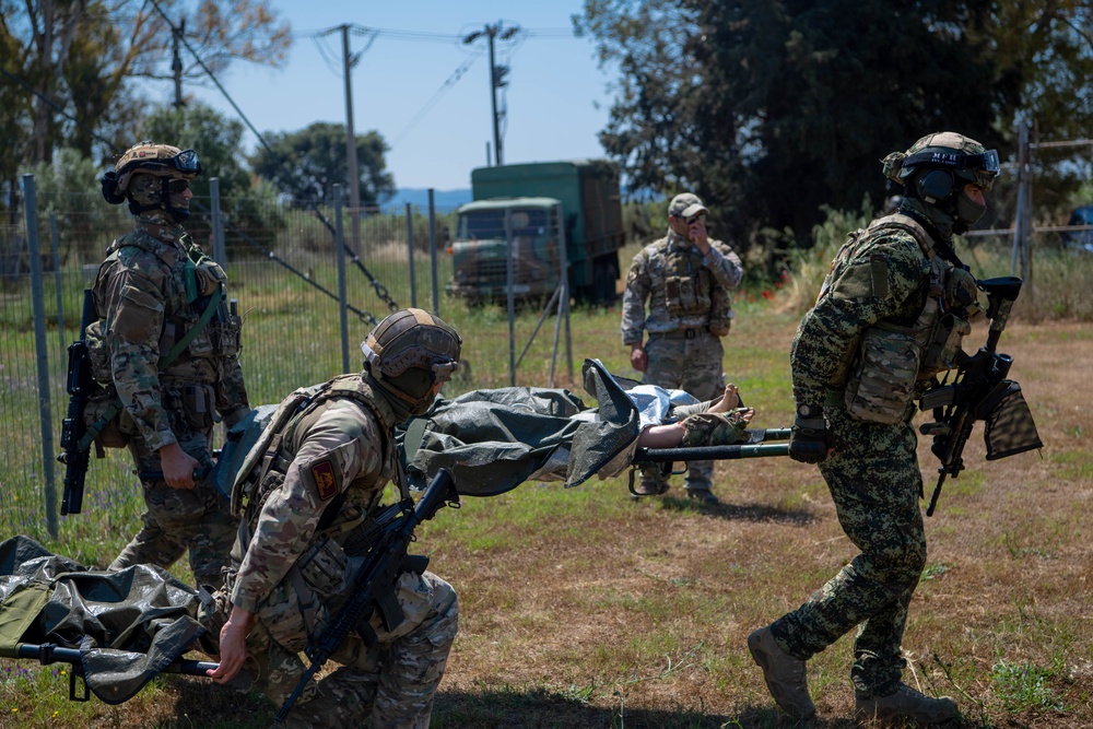 86th AES and 31st Saros simulate Aeromedical Evacuation