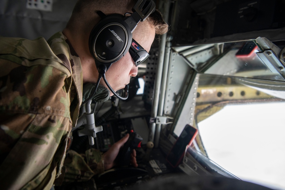 909th Air Refueling Squadron fuels the RF-A 22-1 fleet