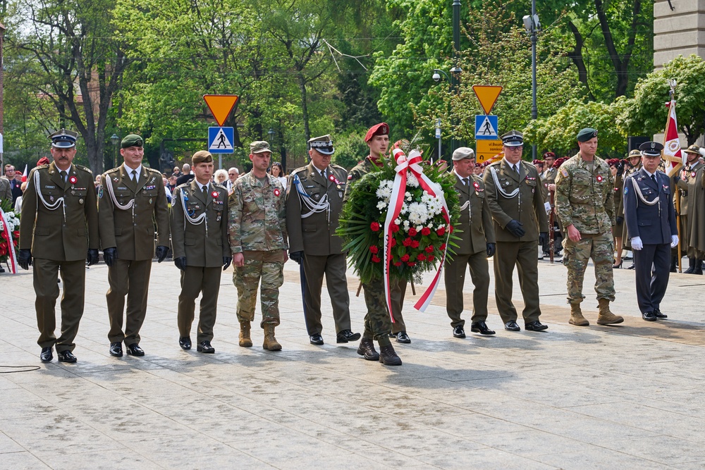 V Corps Soldiers Attend Constitution Day Ceremonies