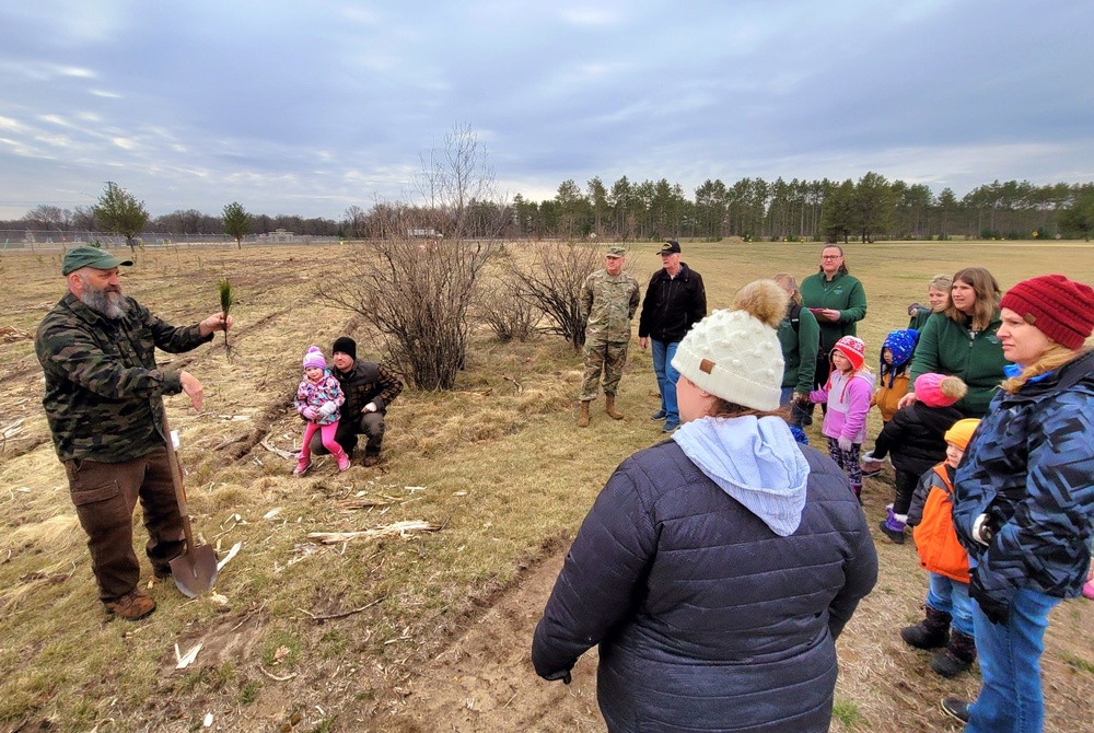 Dozens attend Fort McCoy’s 2022 Arbor Day observance, tree planting