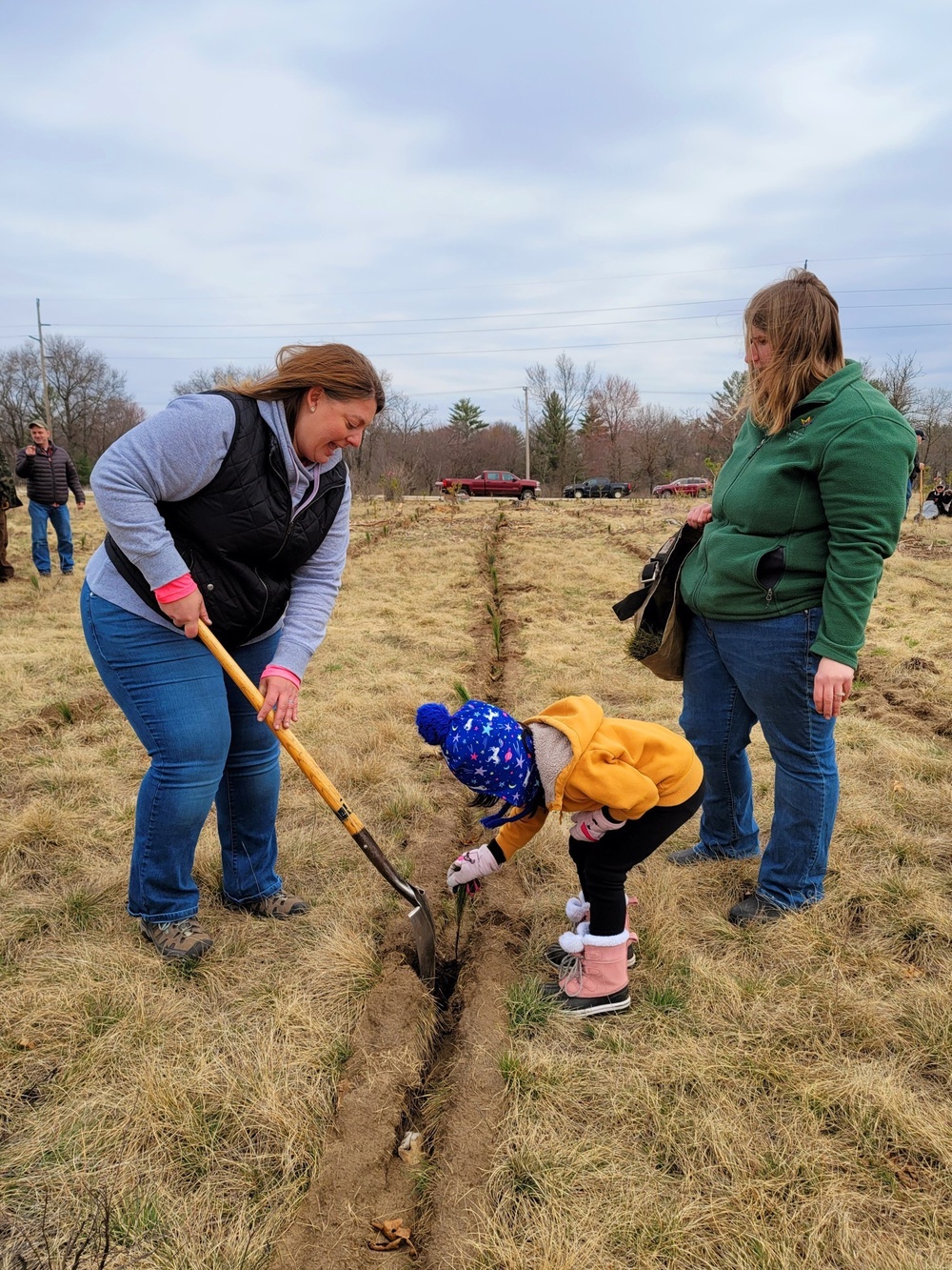 Dozens attend Fort McCoy’s 2022 Arbor Day observance, tree planting