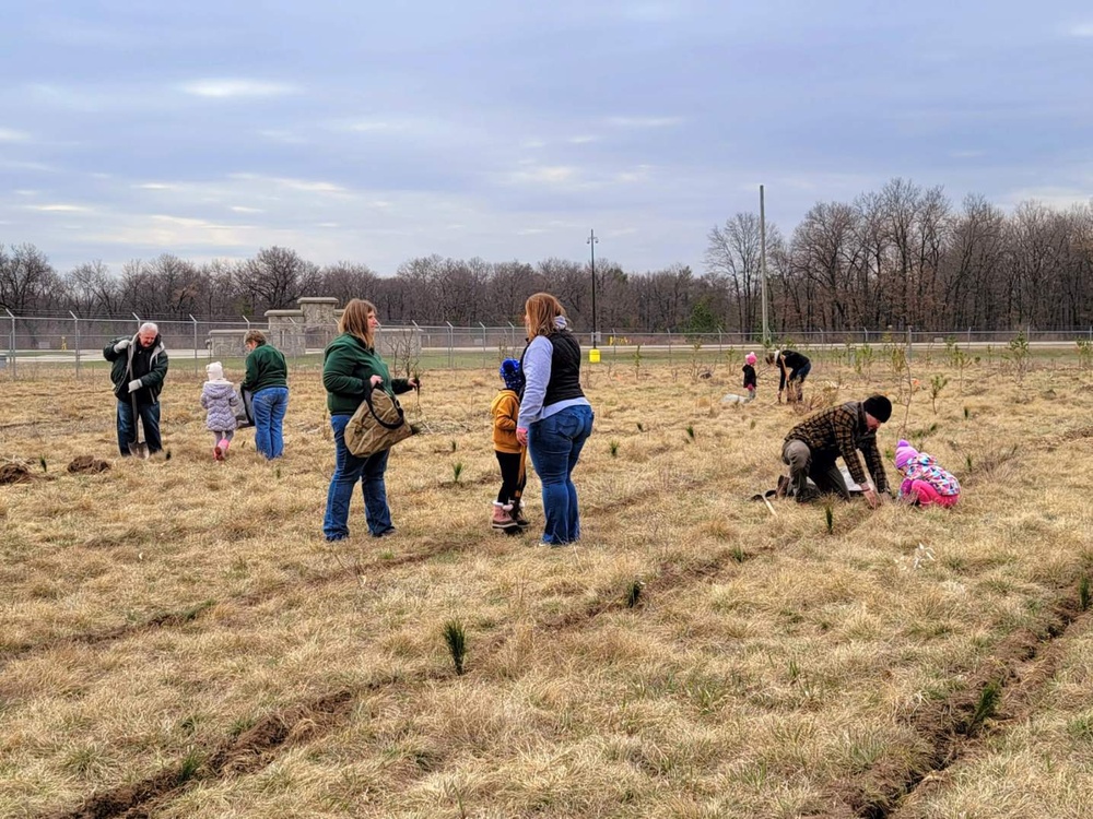 Dozens attend Fort McCoy’s 2022 Arbor Day observance, tree planting