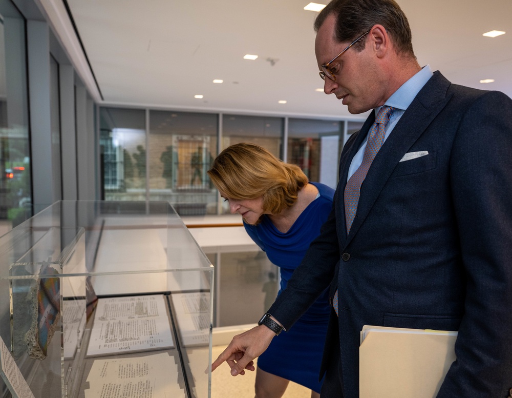 Secretary Hicks provides remarks at Ronald Reagan Institute