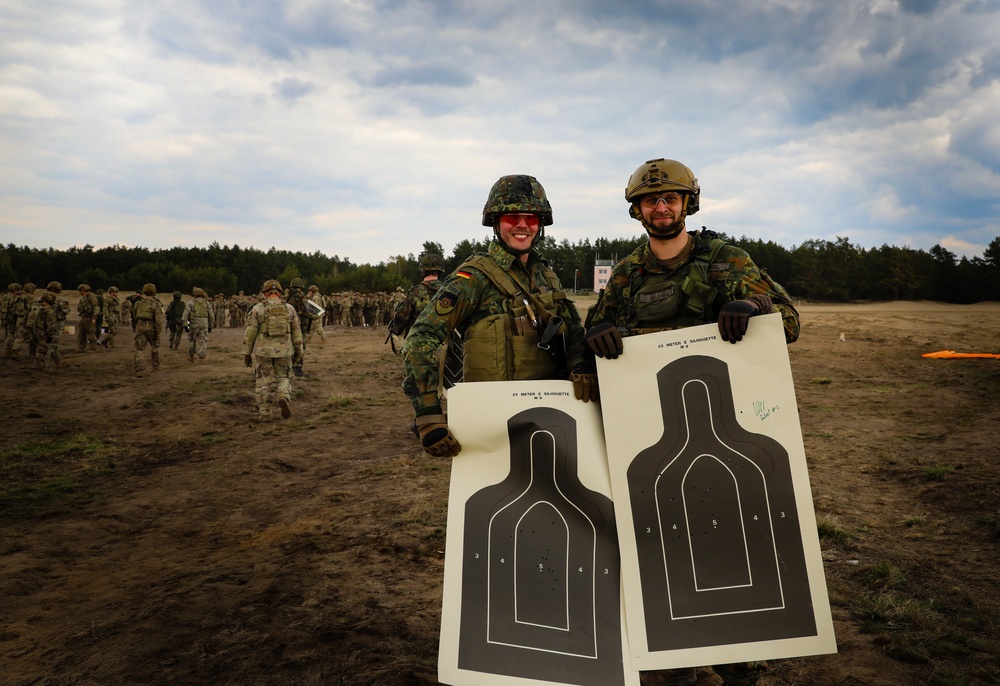 German and 1-8 IN Soldiers conduct CQM Training