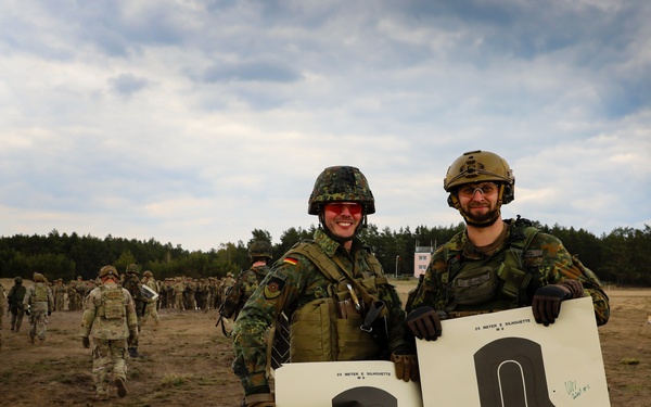 German and 1-8 IN Soldiers conduct CQM Training