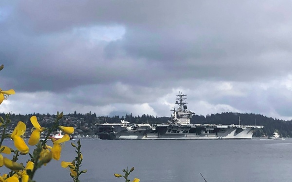 Nimitz Steams Through The Puget Sound