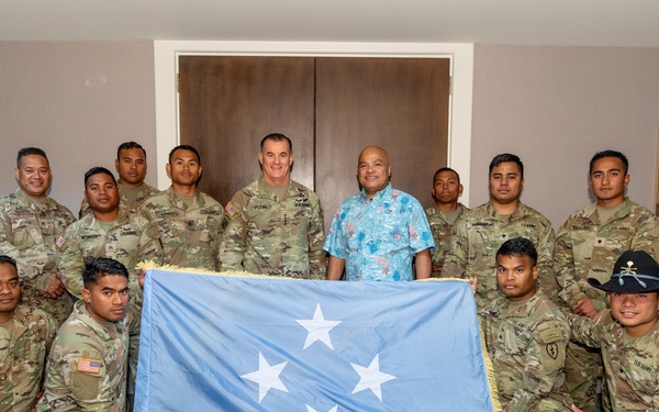 FSM president visits USARPAC
