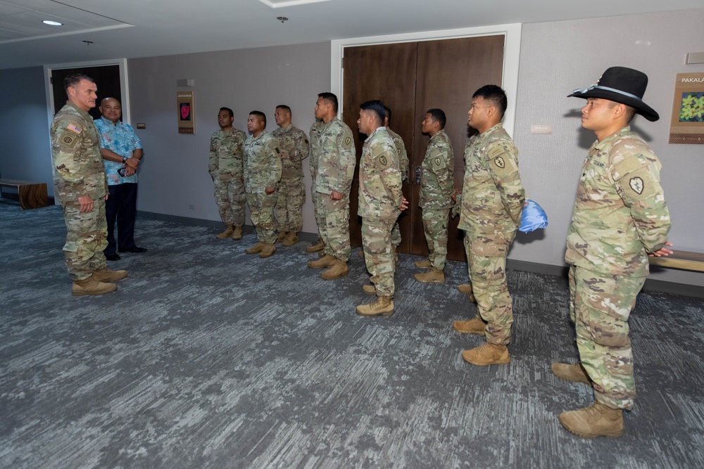FSM president visits USARPAC