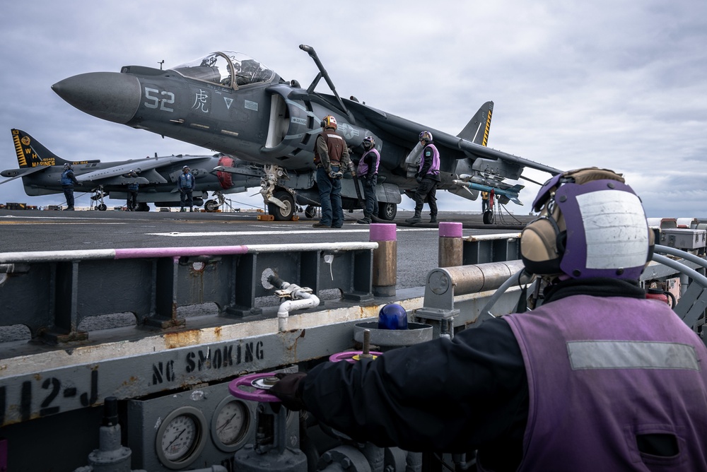 Kearsarge Conducts Operations in the Atlantic Ocean.